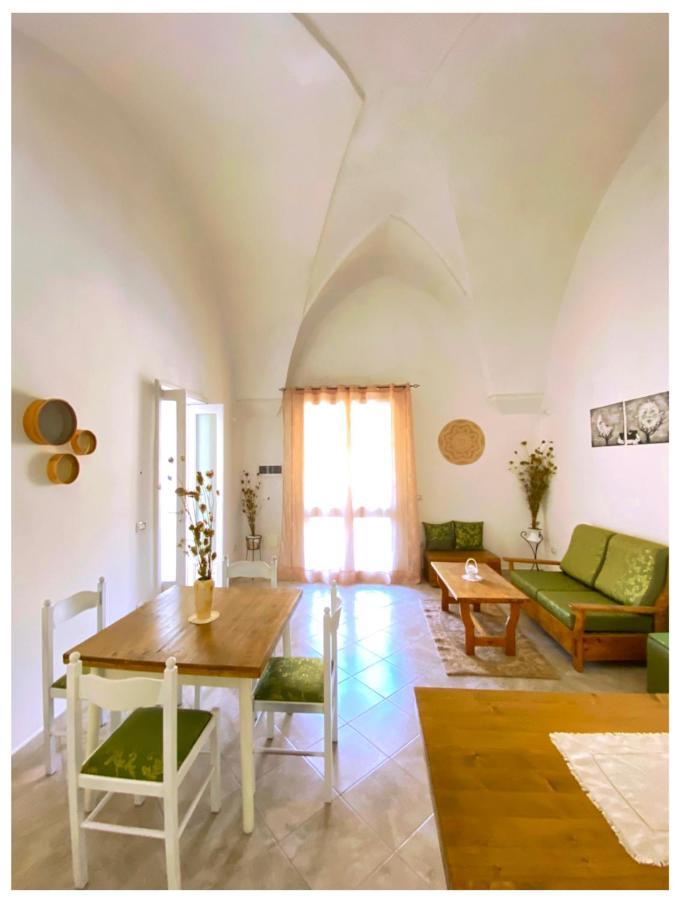 Casa Vacanze Patrizia Botrugno ภายนอก รูปภาพ